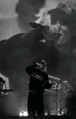 Обложка истории ну поговори со мной..я так скучаю..